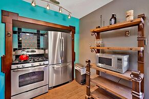 Club View Pines #2105