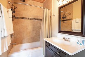 Living THE Dream #1807