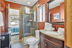 Knotty Pines LOG Cabin #2414