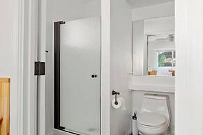 Twin Pines Lodge #2458