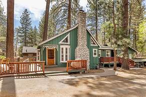 Twin Pines Lodge #2458