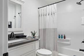 Twin Pines Lodge #2458