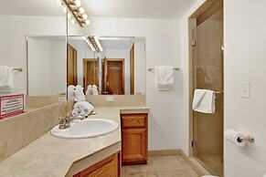 Knickerbocker Retreat #2321