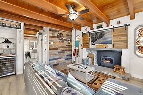 JAY Bird Landing Escape #2308