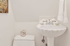 THE Pyramid IN BIG Bear #2124