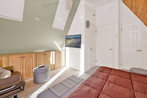 THE Pyramid IN BIG Bear #2124