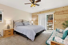 KIT Kat's Hideaway #1874