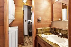 Cove Lakeview Cabin #2064