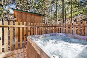 Bear CUB Cabin #2069