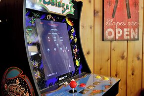 Bear CUB Cabin #2069