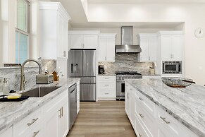 THE Pines Retreat #2336