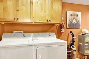 THE Teddy Bear Chalet #2257