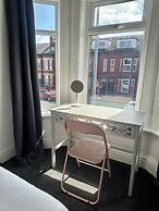 Large Five Bedroom Home with parking