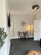 Large Five Bedroom Home with parking