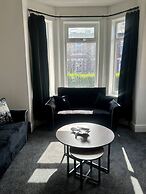 Large Five Bedroom Home with parking