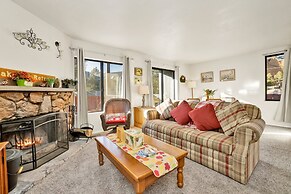 Lakeside Retreat #2365