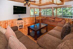 Angel View Chalet #885