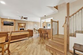 Eagle Escape ON BIG Bear Lake #2423