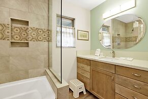 Eagle Escape ON BIG Bear Lake #2423