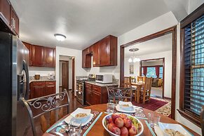 Trail Blazer Family Cabin #461