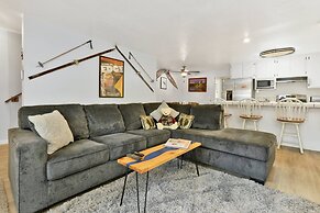 THE TED E. Bear Lair AT Summit #2179