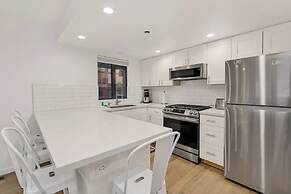 Summit Vellucci #744