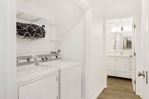 Summit Vellucci #744