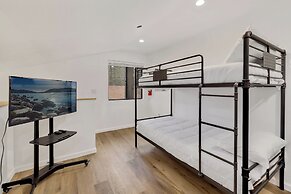 Summit Vellucci #744