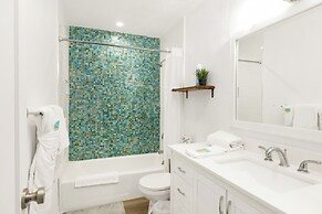 Summit Vellucci #744