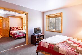 Little Cubs Cabin #1986