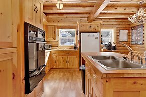 Binky's Mountain Hideaway #2455