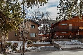 Makin' Memories AT Summit #1683