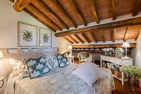 Grumo Farmhouse in Pescaglia