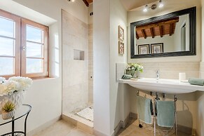 Grumo Farmhouse in Pescaglia