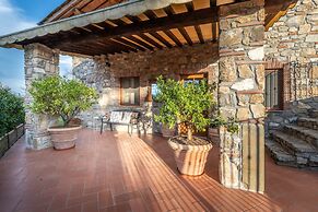 Grumo Farmhouse in Pescaglia