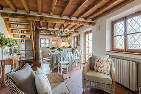 Grumo Farmhouse in Pescaglia