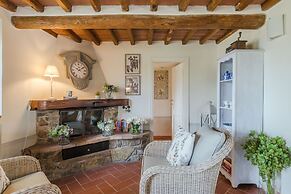 Grumo Farmhouse in Pescaglia