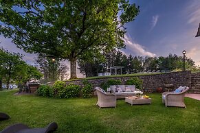 Grumo Farmhouse in Pescaglia