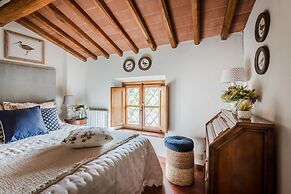 Grumo Farmhouse in Pescaglia