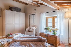 Grumo Farmhouse in Pescaglia