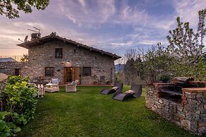 Grumo Farmhouse in Pescaglia