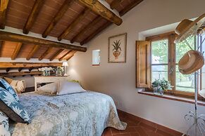 Grumo Farmhouse in Pescaglia