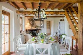 Grumo Farmhouse in Pescaglia