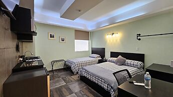 A27 Full Suite MiniDept at Plaza Acequia