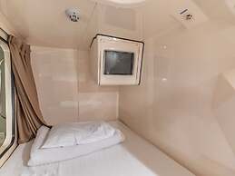 Asahi Sauna Capsule Inn Hirosaki