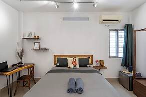 New HoLo Le Thanh Ton SaiGon