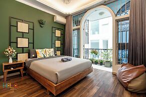 New HoLo Le Thanh Ton SaiGon