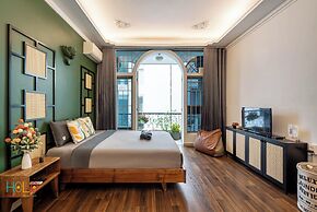 New HoLo Le Thanh Ton SaiGon