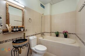 New HoLo Le Thanh Ton SaiGon