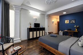 New HoLo Le Thanh Ton SaiGon